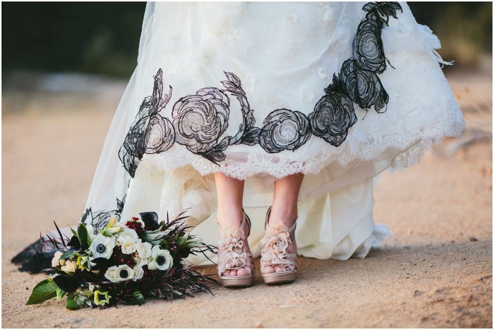 Veil Trends black lace veil