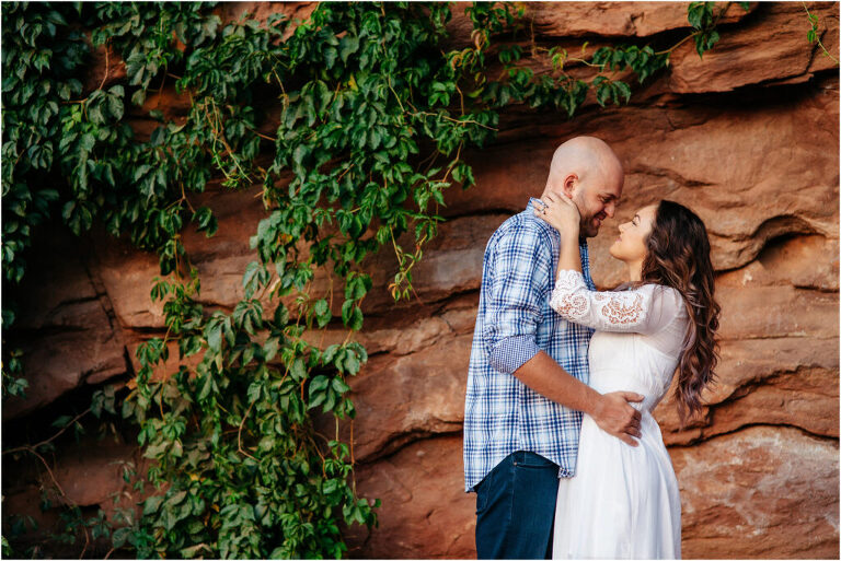 Engagement photos at Red Rocks