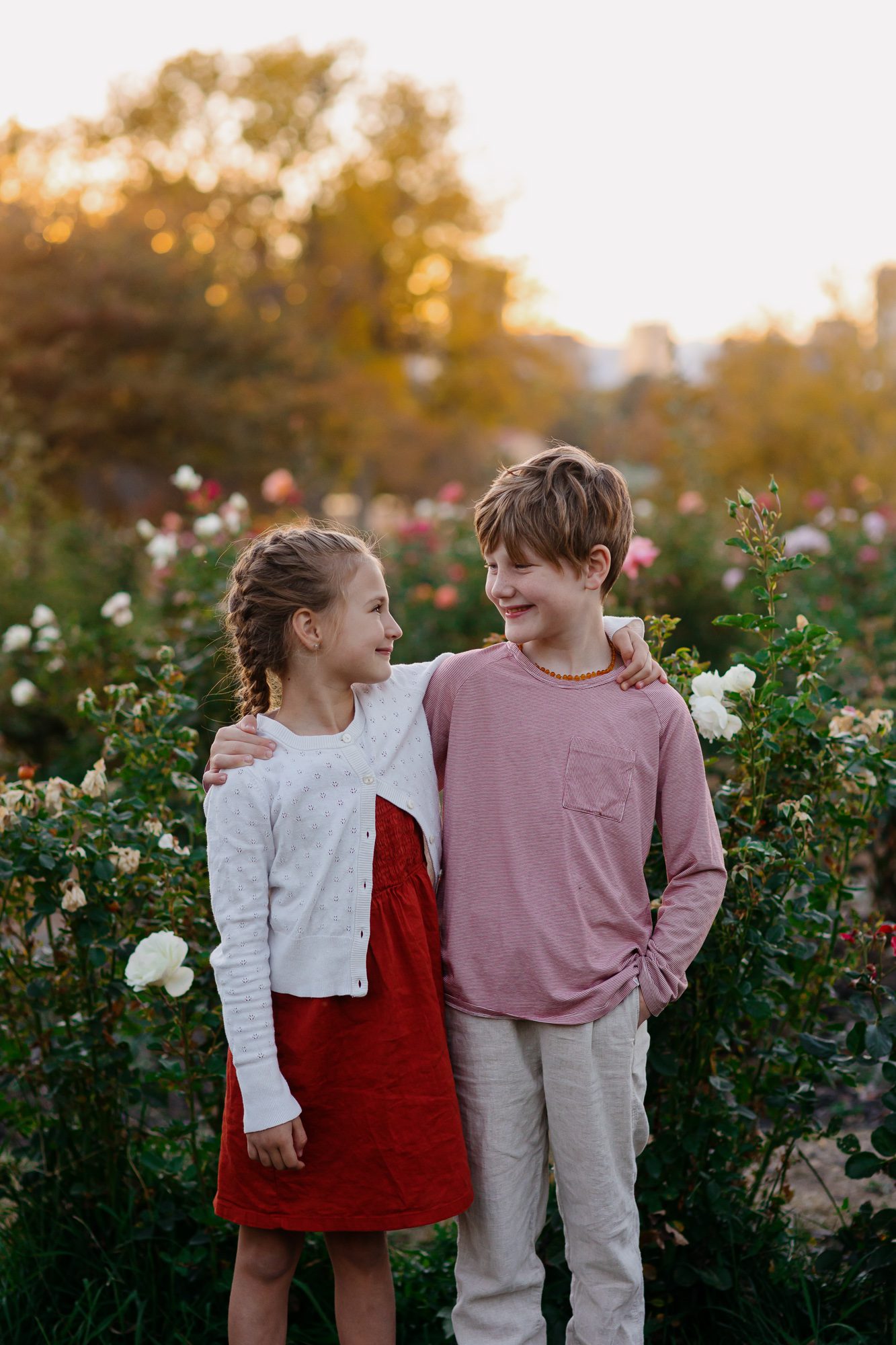 Family photo clients posing for Denver fall mini session