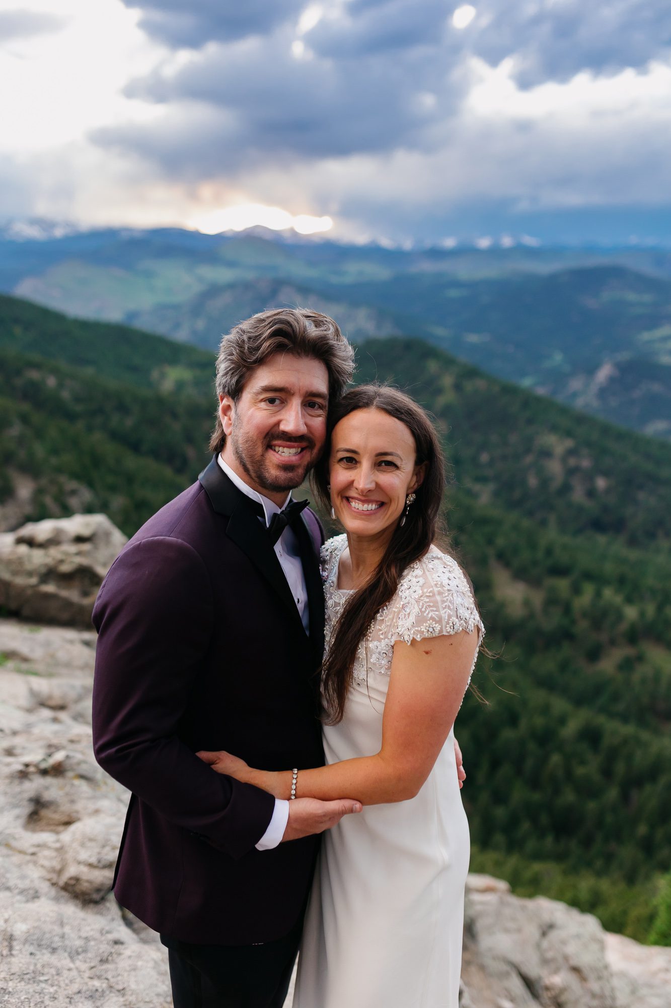 Outdoor Boulder elopement photos with mountains