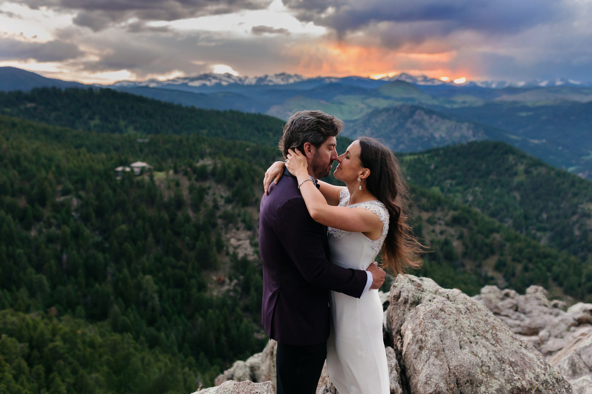 Outdoor Boulder elopement photos with mountains